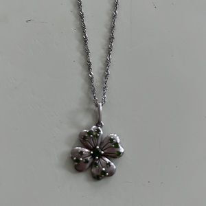 Four Leaf Clover/Shamrock necklace with extension chain DK 925